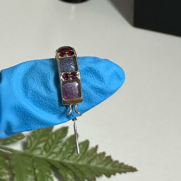 Signed Liz Claiborne Pierced Earrings Enamel Hoops Multicolor Rhinestone 3/4” - Picture 8 of 8